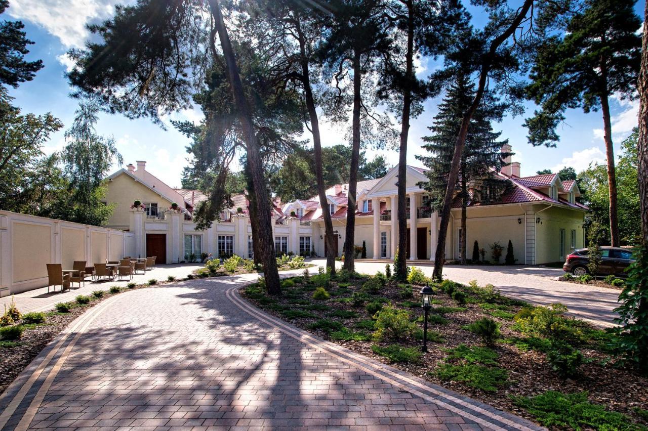 فندق Basniowa Wyszków المظهر الخارجي الصورة